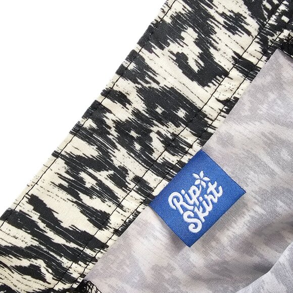 Ripskirt Hawaiian Ikat Print Wrap Skirt, Vacation, Resortwear, Size Medium - Picture 9 of 10